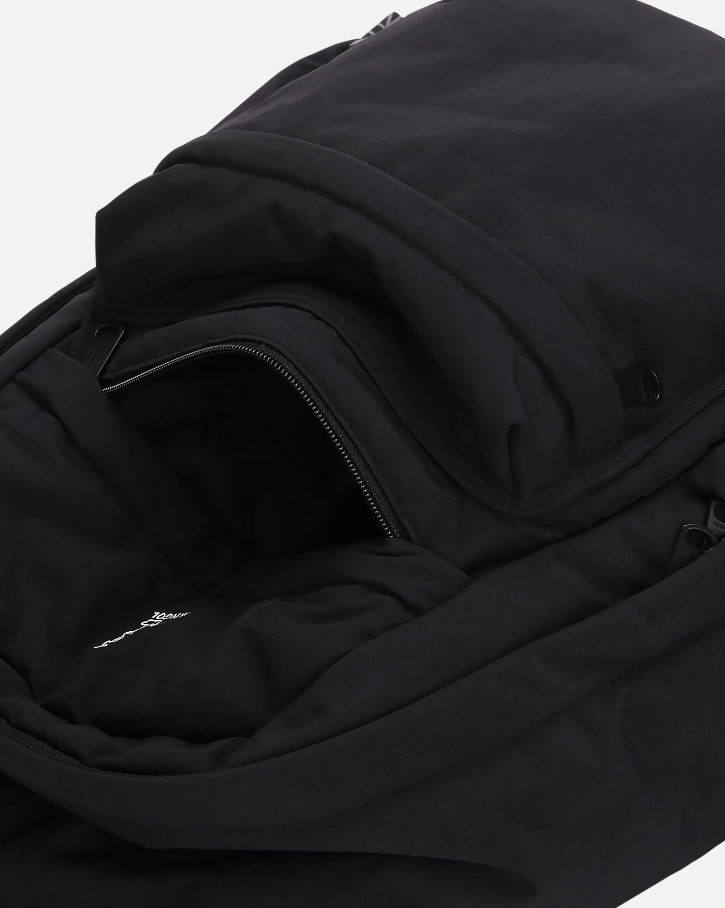 Essential Plus Round Backpack